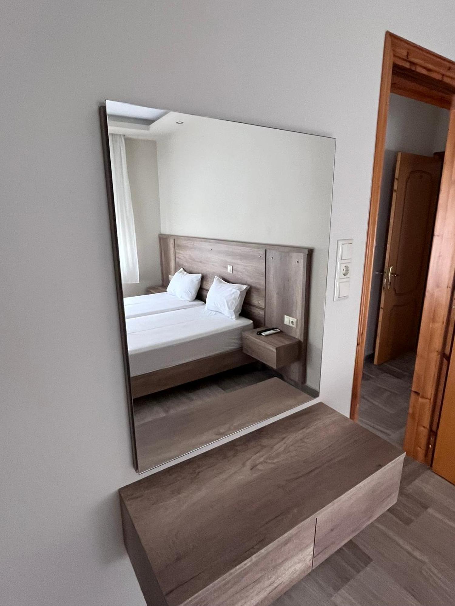 Hotel Filoxenia Nei Pori Zewnętrze zdjęcie