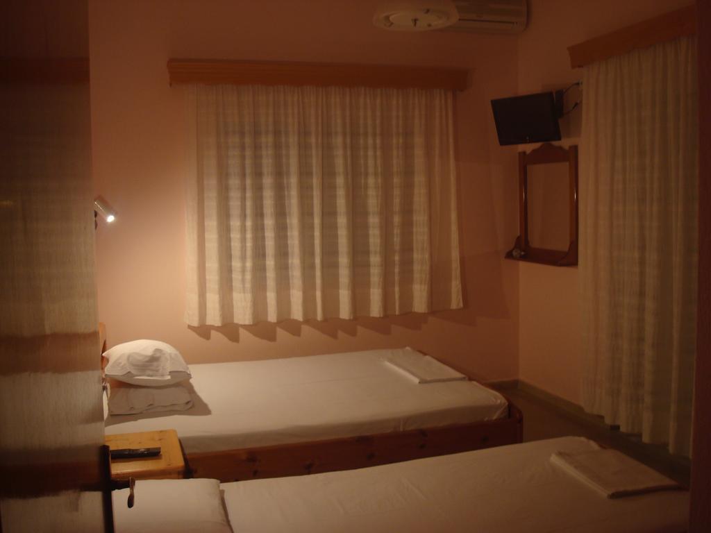 Hotel Filoxenia Nei Pori Pokój zdjęcie